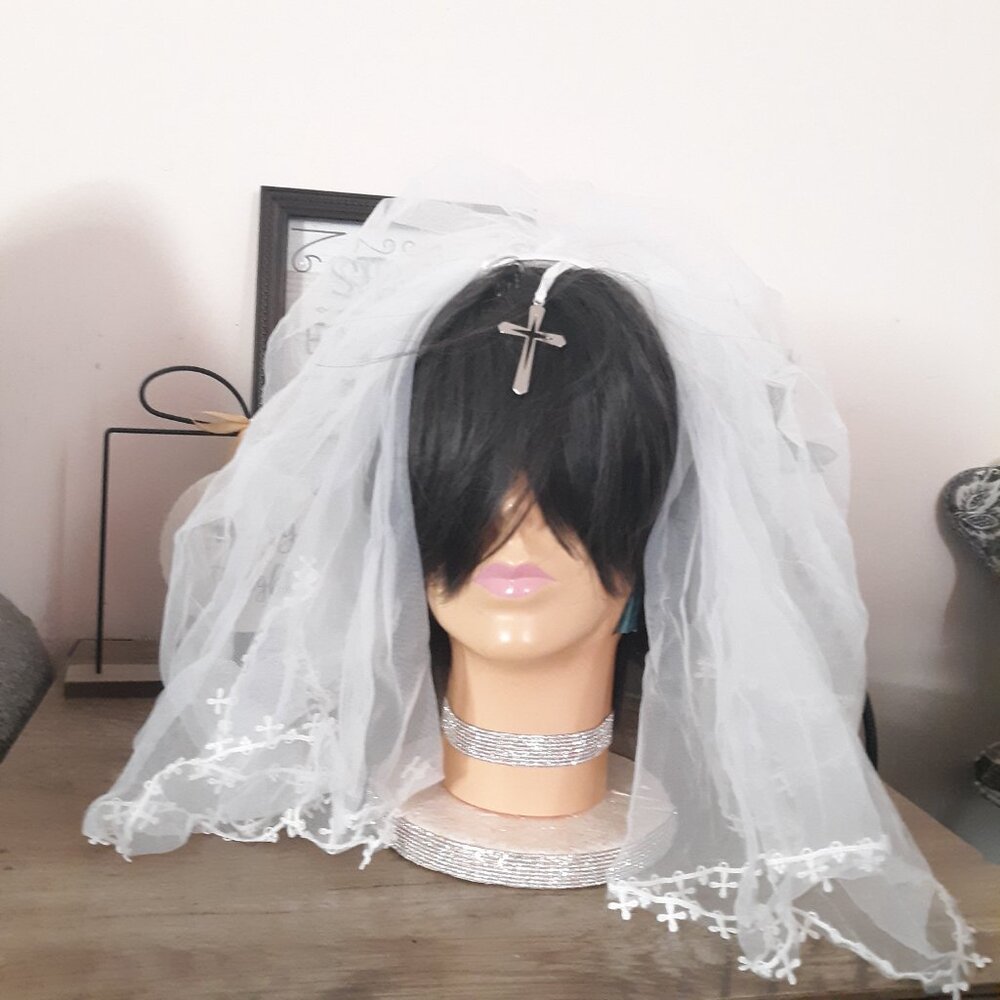 Girls First Communion Veil - White Holy 1st Communion Headpiece - Picture 13 of 15
